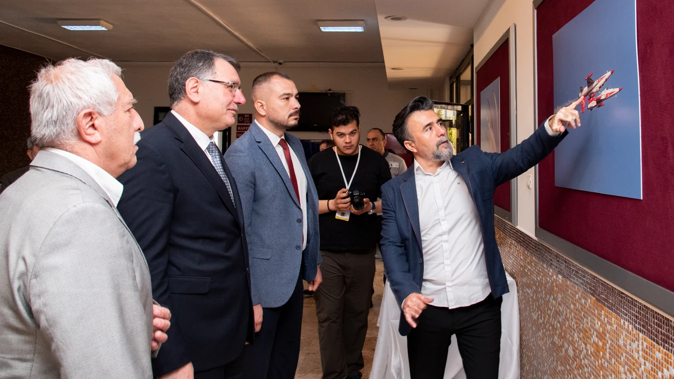 Türk Yıldızları Sergisi fotoğrafseverlerin beğenisine sunuldu